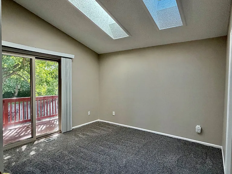 8599 Rabbitbrush Way — Photo 13