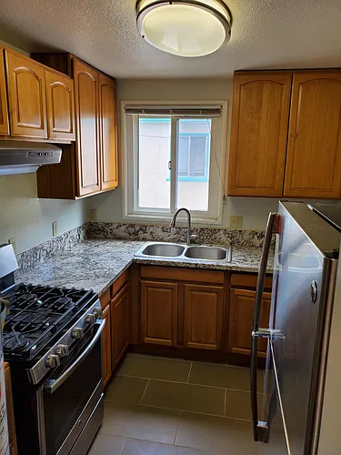 5622 Shattuck Ave #D Photo 1 5622 Shattuck Ave #D Photo 1