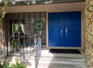 11200 SW Lynnridge Ave, Portland, OR 97225