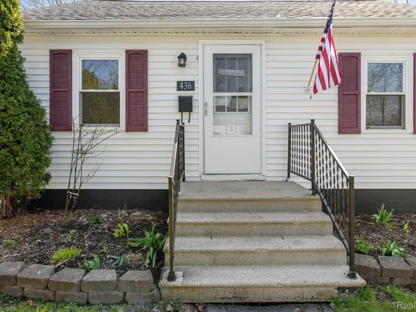 436 Walnut St, Mount Morris, MI 48458