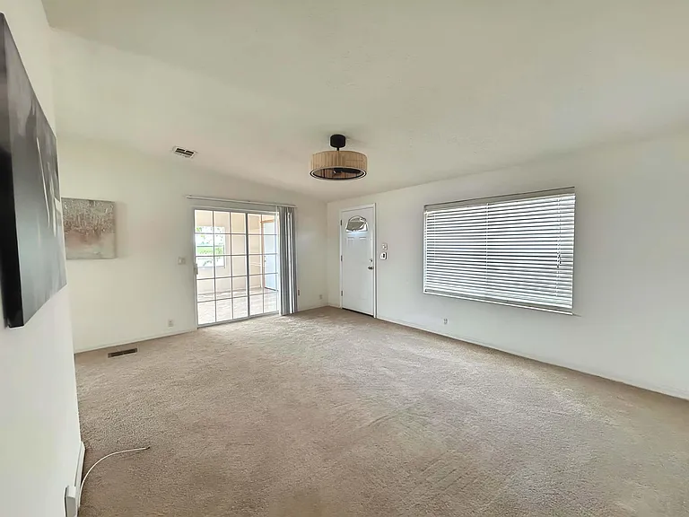 901 Thatcher Blvd #A — Photo 9
