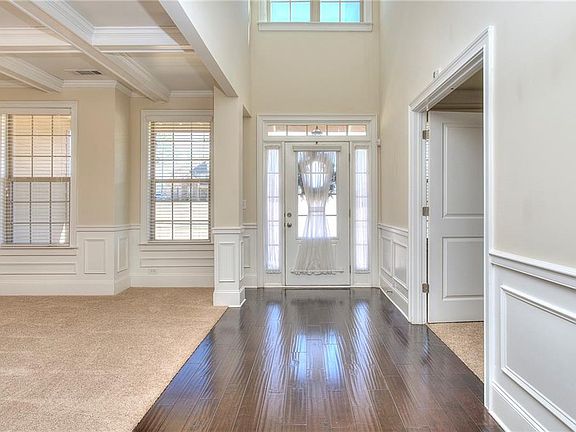2nd image of 212 Newsome Trl