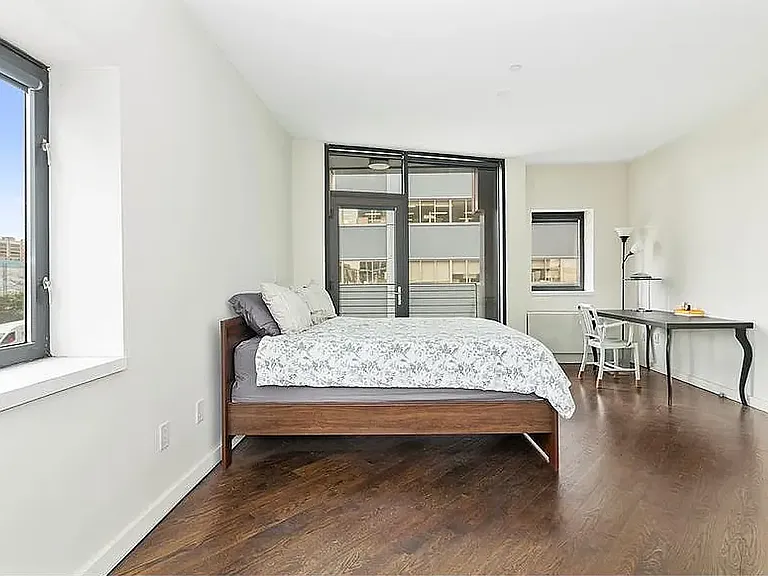 1314 Jackson Ave #3E — Photo 5