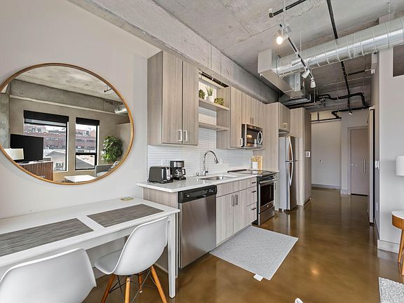 5th image of 728 N 3rd St #707