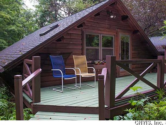 4th image of 4250 Trestle Lake Dr