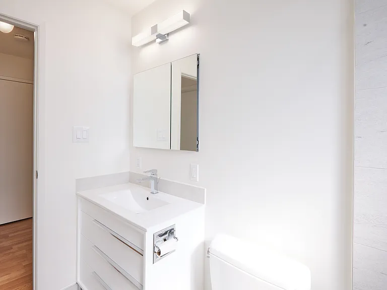 992 62nd St #4 — Photo 8