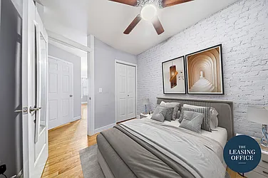 448 West 46th Street, #FE