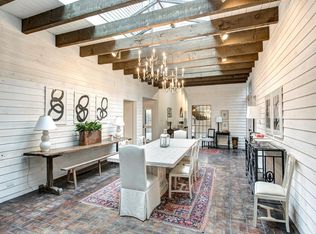 7 Buffalo Ridge Cir, Houston, TX 77056