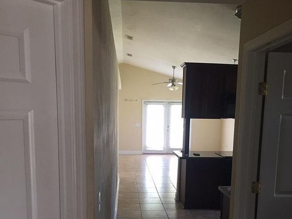 3rd image of 3304 Woodbriar Ln