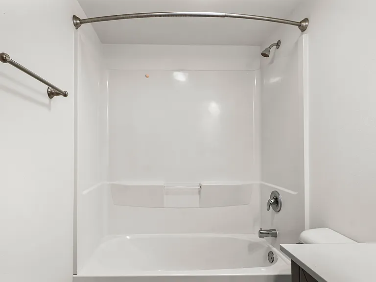 512 S Main St #2 — Photo 10