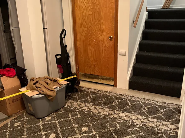 (undisclosed Address), Chicago, IL 60634