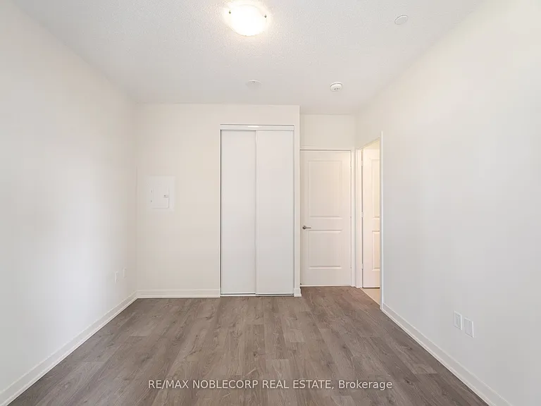 38 Annie Craig Dr #2105 — Photo 18