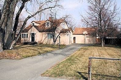 1st image of 436 8th Ave N