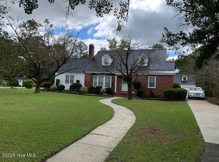 110 E Bell Street, Tabor City, NC 28463