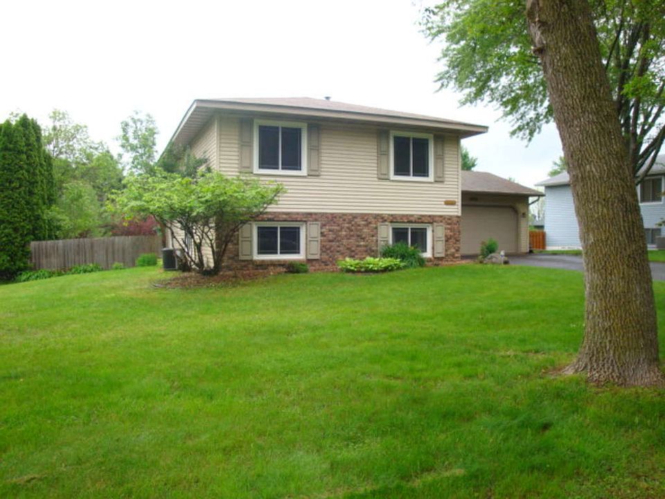 1st image of 2004 Helen Ln