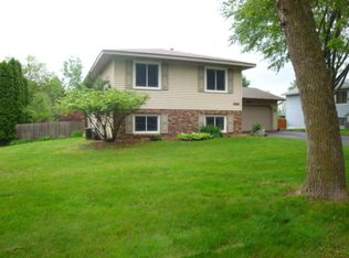2004 Helen Ln, North Saint Paul, MN 55109