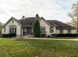 319 Jonathon Dr, Racine, WI 53402