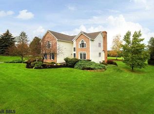 200 Meadow Lark Ln, Boalsburg, PA 16827