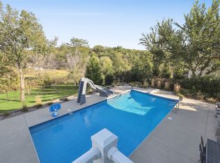 710 S Tiburon Cv, West Des Moines, IA 50266