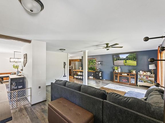 2nd image of W247N9556 Norwauk COURT