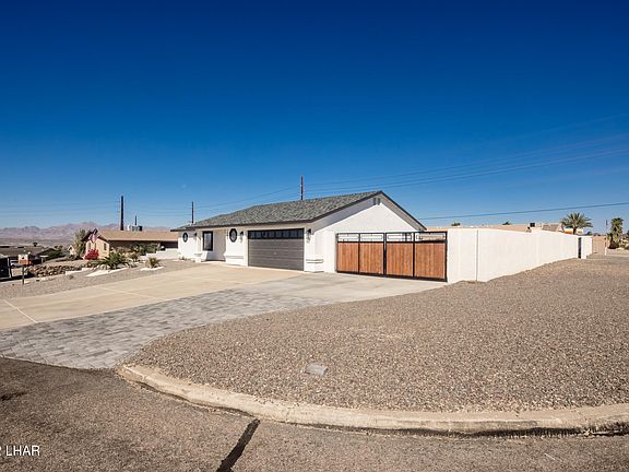 4th image of 1485 Tanqueray Dr