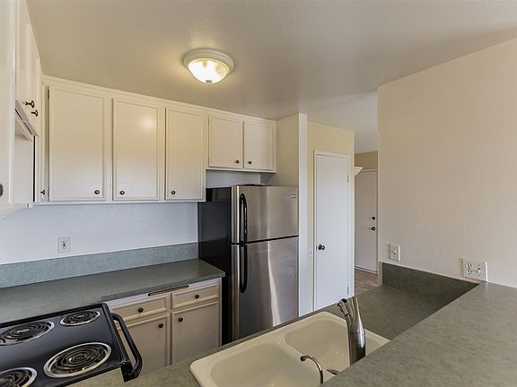 3rd image of 3095 Cowley Way Unit 27