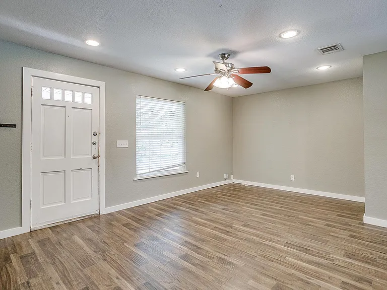 3524 South Dr — Photo 9