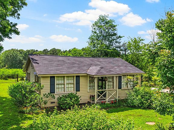 3rd image of 1031 County Road 1770