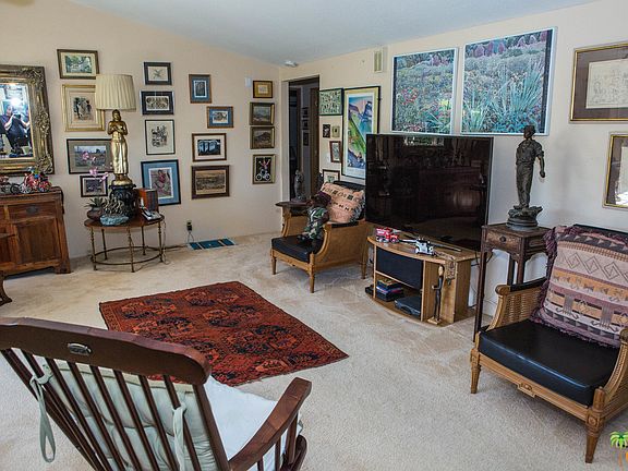 3rd image of 72 Zacharia Dr