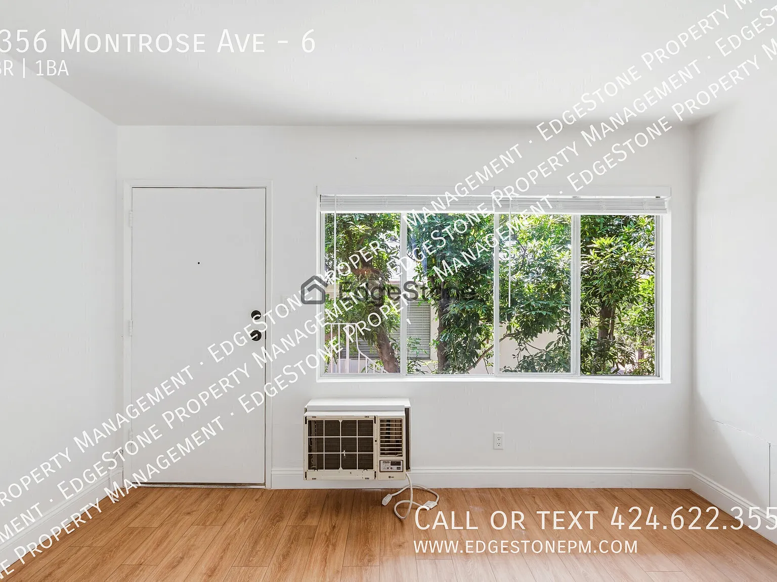 1 Bed 1 Bath in the Montrose Area — Photo 3