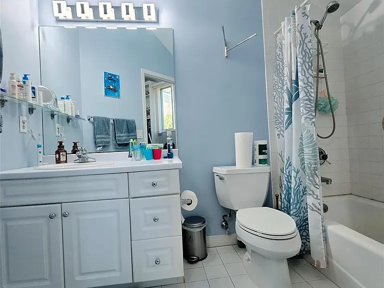 100 Chateau Ln #39 — Photo 13