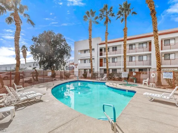 1381 E University Ave APT 207, Las Vegas, NV 89119