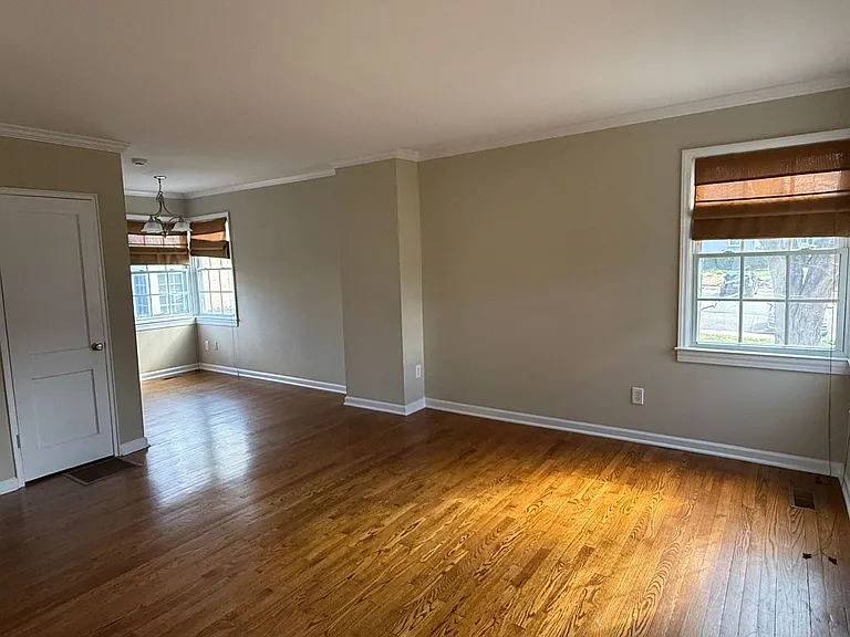 524B Wakefield Dr — Photo 3