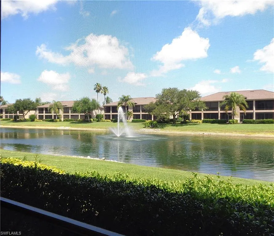 2 bed, 2.0 bath, 2050 sqft, $3,295 — Photo 3