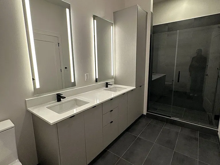 3030 Potomac Ave #Townhouse 6 — Photo 8