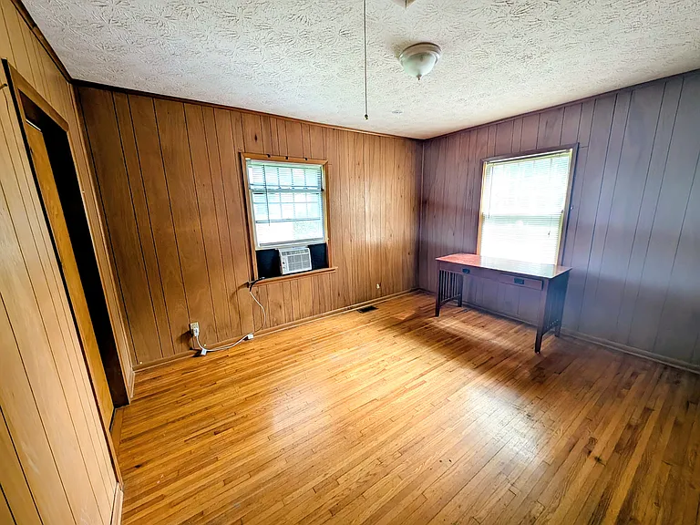 821 S McCann Ave — Photo 6