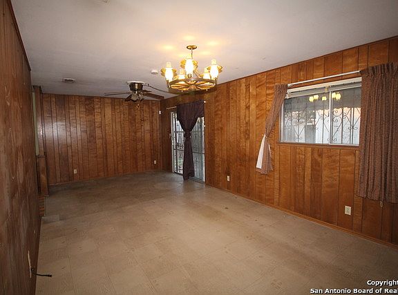 5th image of 5135 Merlin Dr