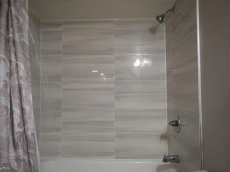 1307 Sarah Dr — Photo 10