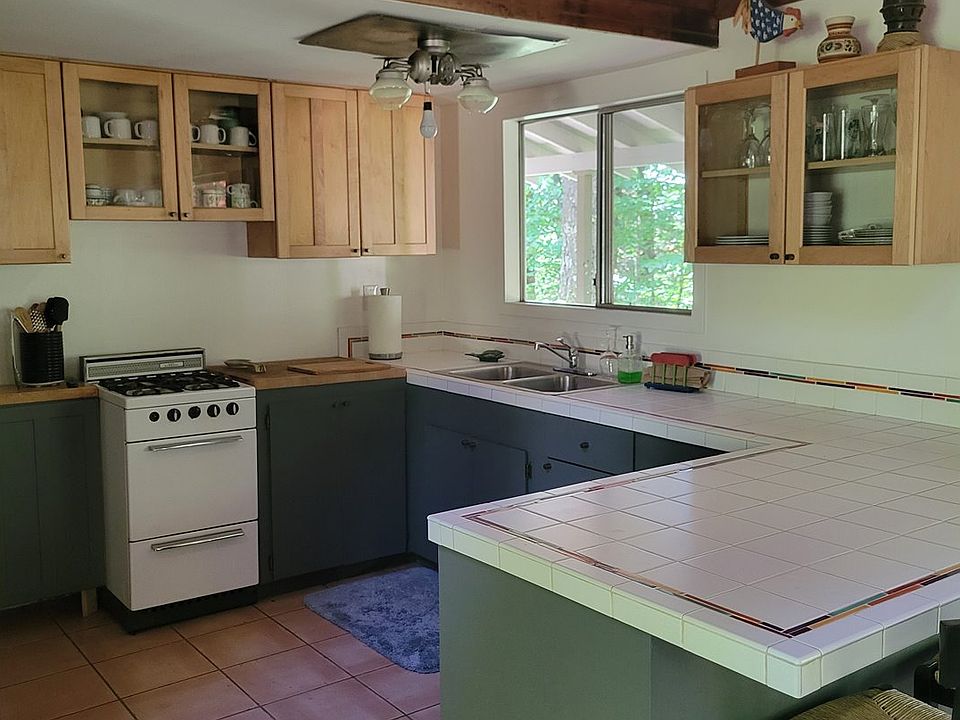 7th image of Cabin 64 Northwoods