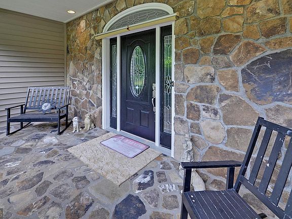 5th image of 88 Cedar Ridge Rd