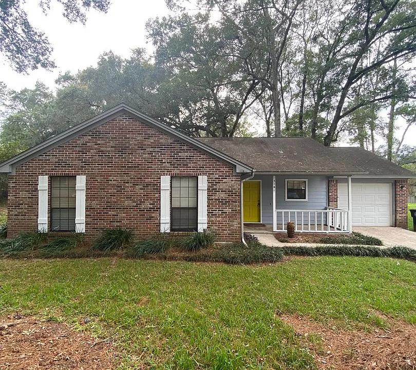 3701 Bentley Dr
