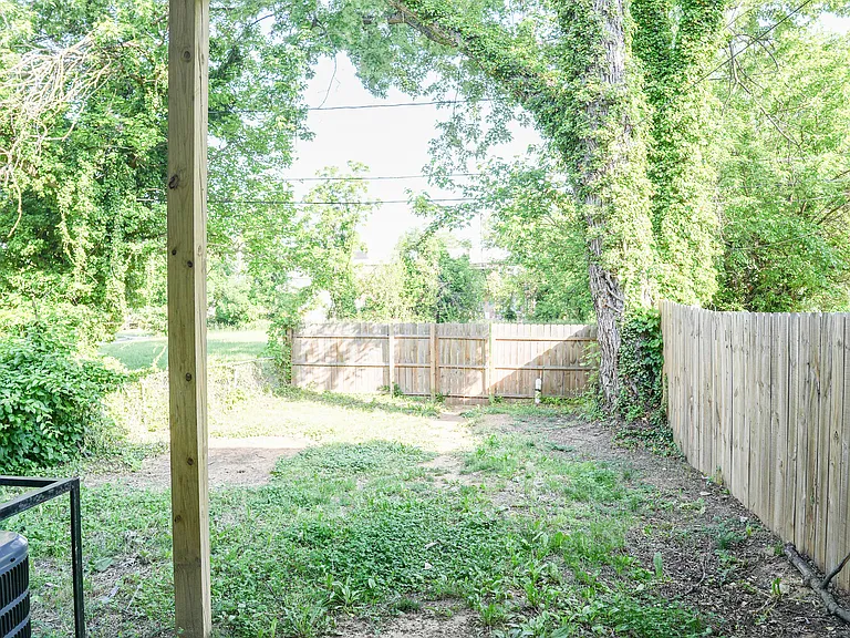 Keyworth Ave — Photo 11