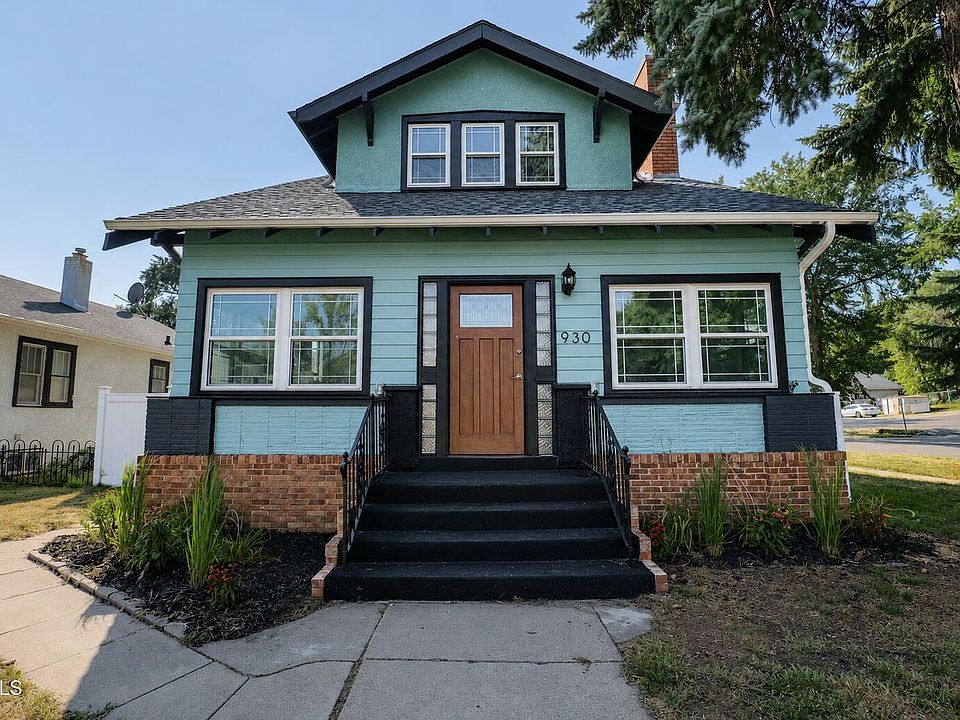 1st image of 930 N 6th St
