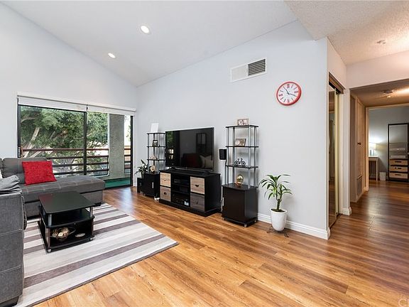5th image of 1425 W 12th St APT 244