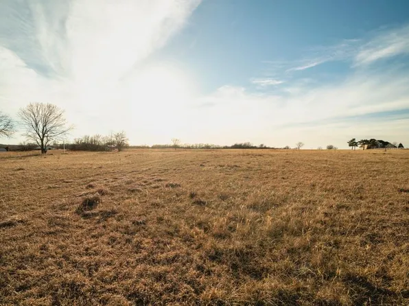 Mission Belleview Rd, Louisburg, KS 66053