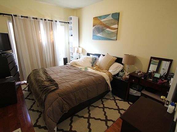 5th image of 1002 S 20th St Floor 1
