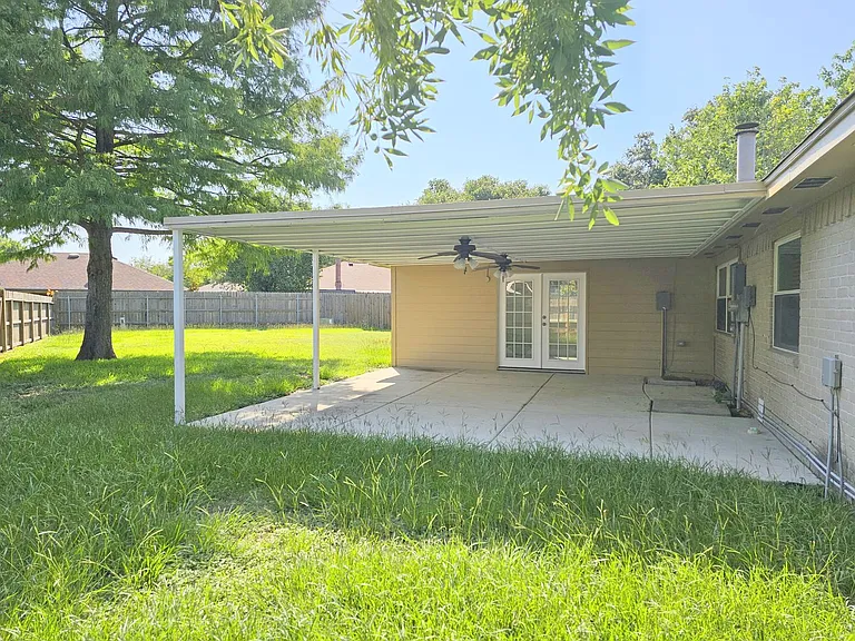10615 Heatherford Dr — Photo 23