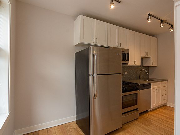 5th image of 2420 N Kedzie #902