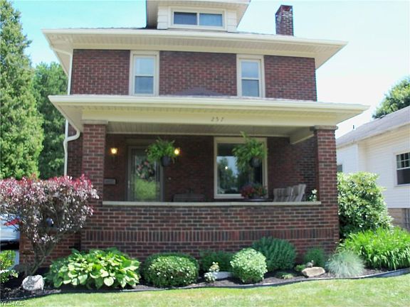 2nd image of 257 Hager St
