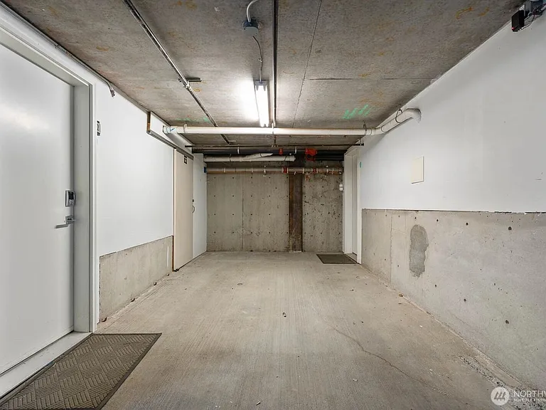 315 W Galer St #102 — Photo 39